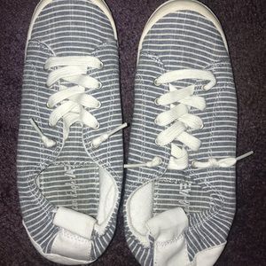 Blue/White American Eagle Shoes